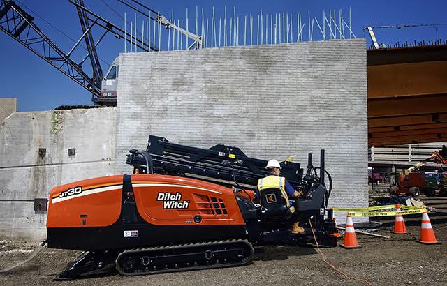 Установка ГНБ Ditch Witch JT30 на объекте